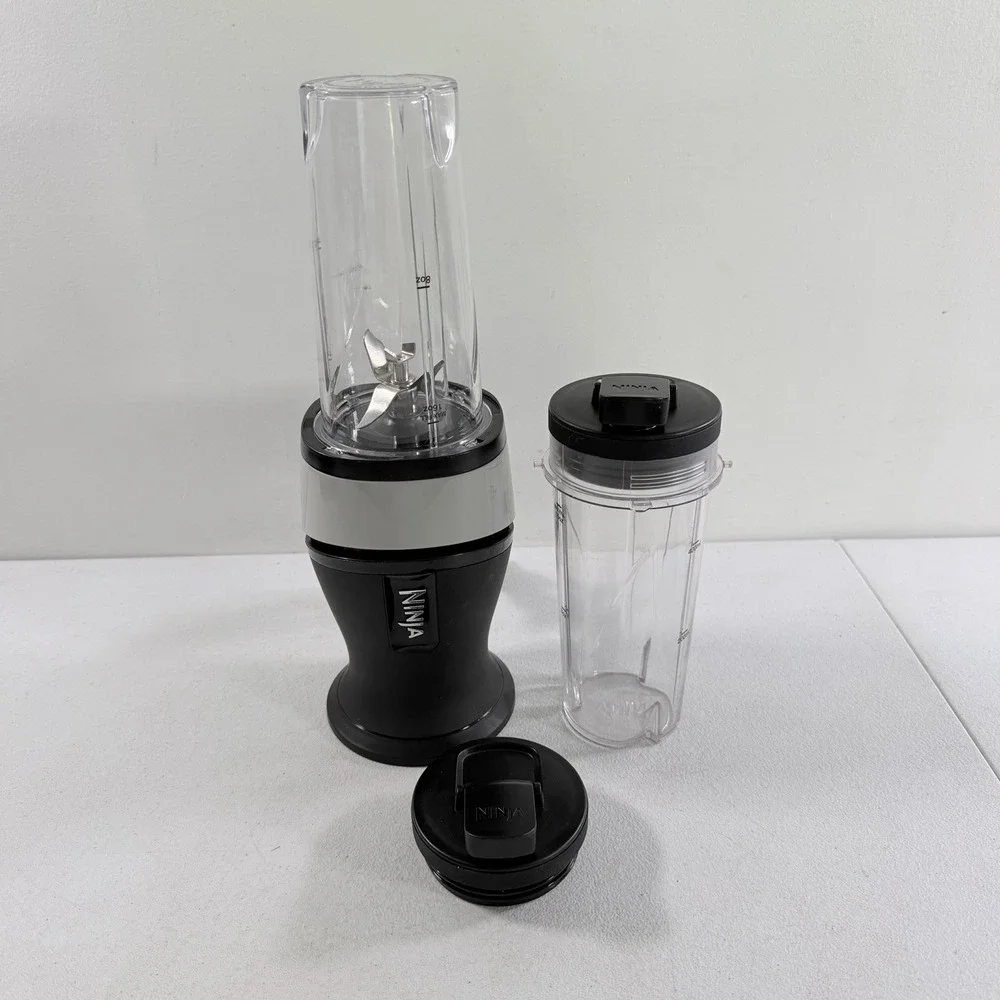Ninja Nutri Blender QB3 Series 30 W/ 2 Cups 2 Lids Blade Assembly 700W TESTED